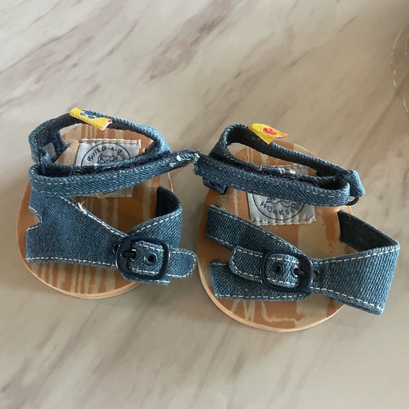 BUILD A BEAR WORKSHOP DENIM BUCKLE SANDALS - Picture 2 of 6
